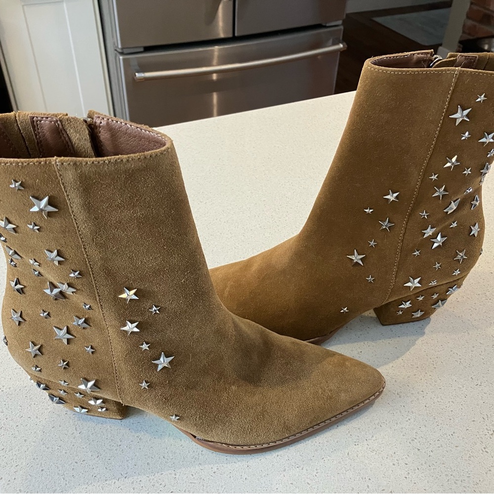 Brand new Matisse Caty star studded boots size 9